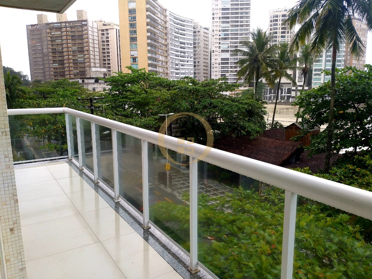 Apartamento GUARUJÁ - SP