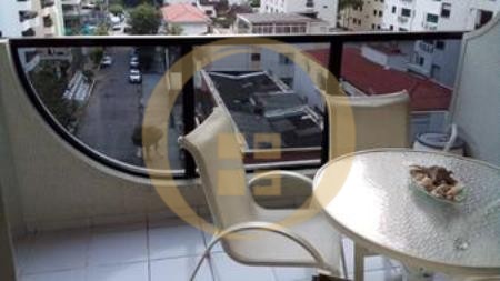 Apartamento na Praia das Pitangueiras, Guarujá - SP