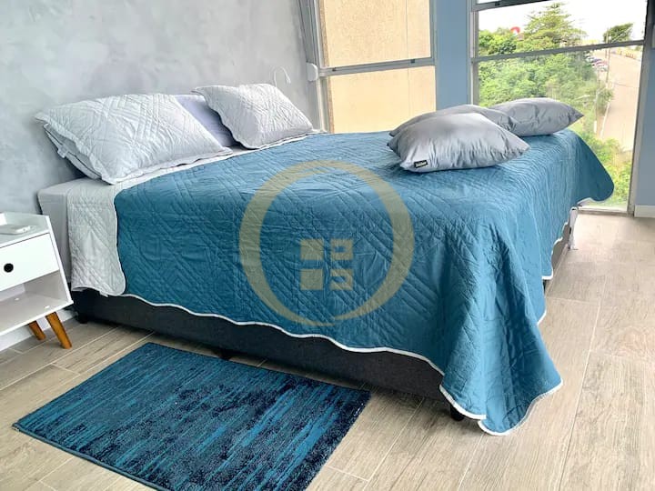 Apartamento Frente ao Mar nas Pitangueiras, Guarujá - SP