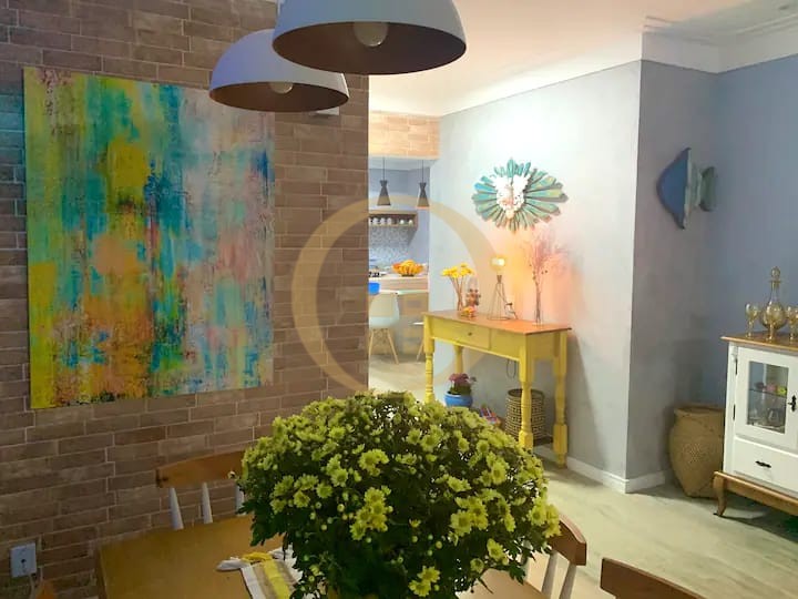 Apartamento Frente ao Mar nas Pitangueiras, Guarujá - SP