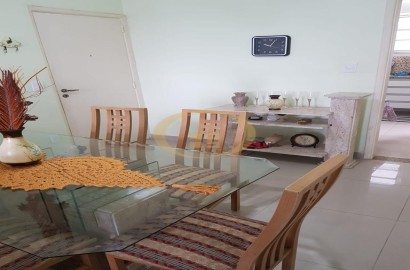 Apartamento na Praia das Pitangueiras, Guarujá - SP