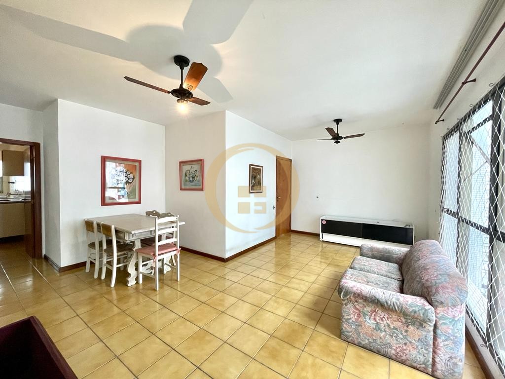 Apartamento na Praia das Pitangueiras, Guarujá - SP