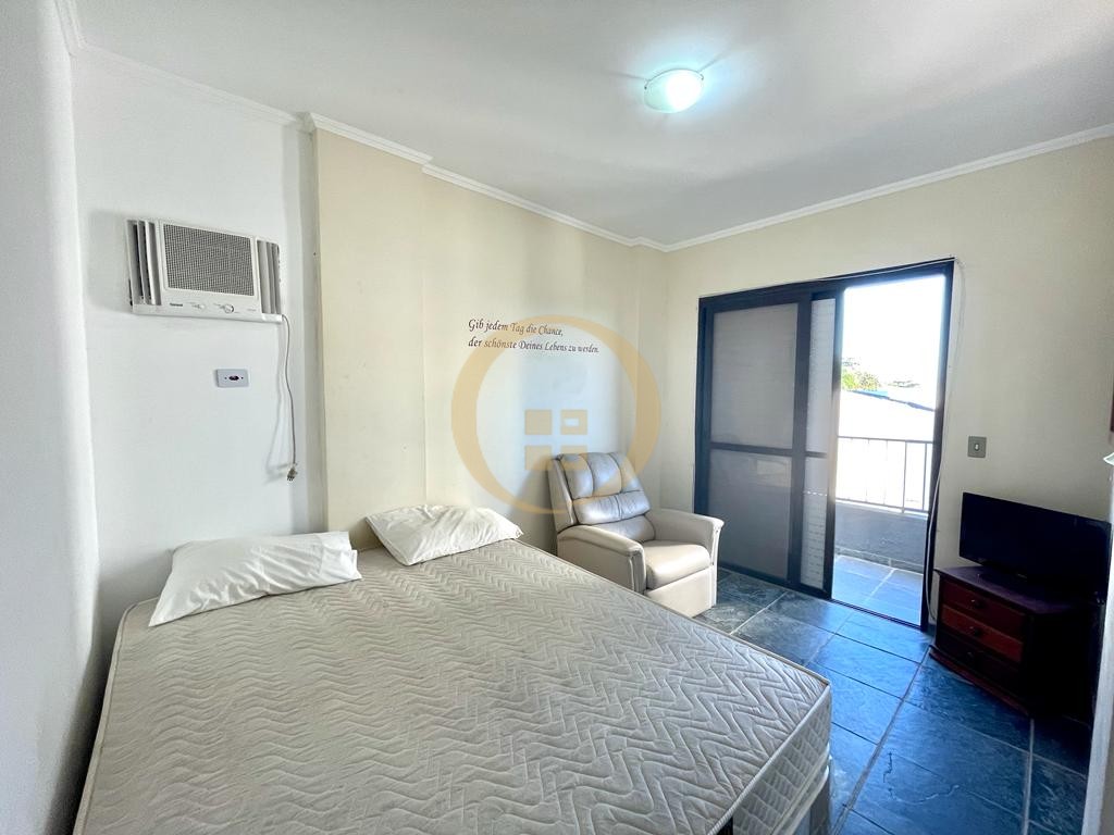 Apartamento na Praia da Enseada, Guarujá - SP