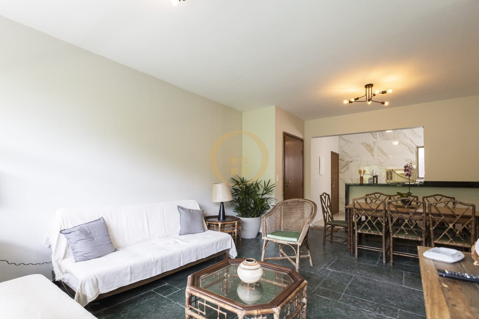 Apartamento GUARUJÁ - SP