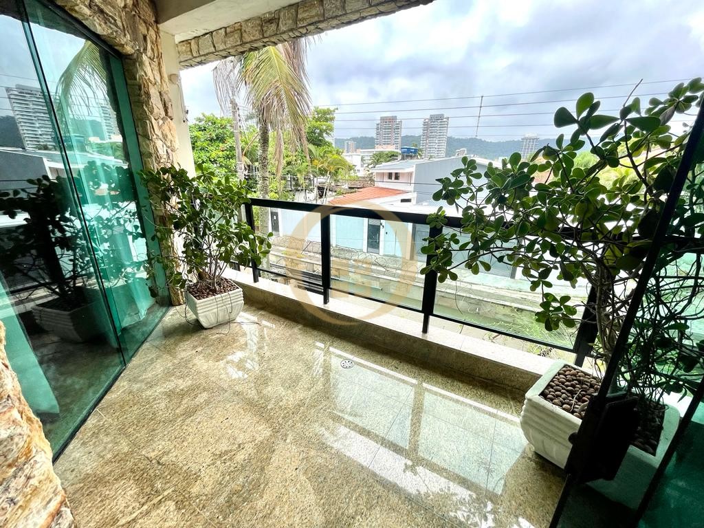 Casa em alvenaria GUARUJÁ - SP