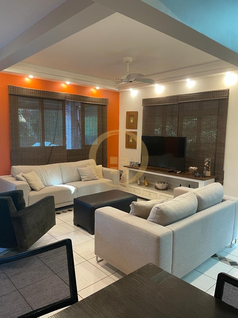 Casa em alvenaria GUARUJÁ - SP