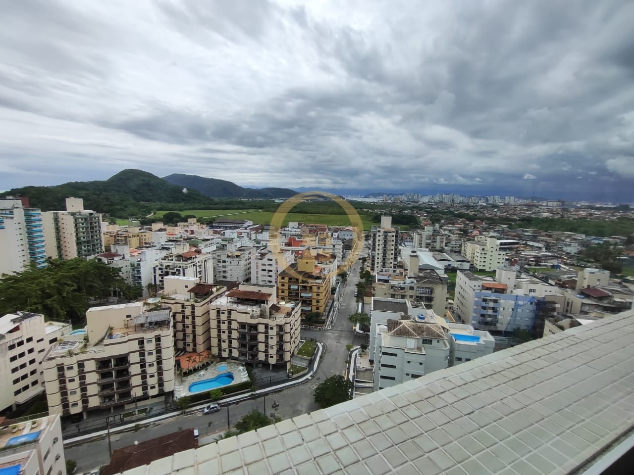 Cobertura na Praia das Astúrias, Guarujá - SP