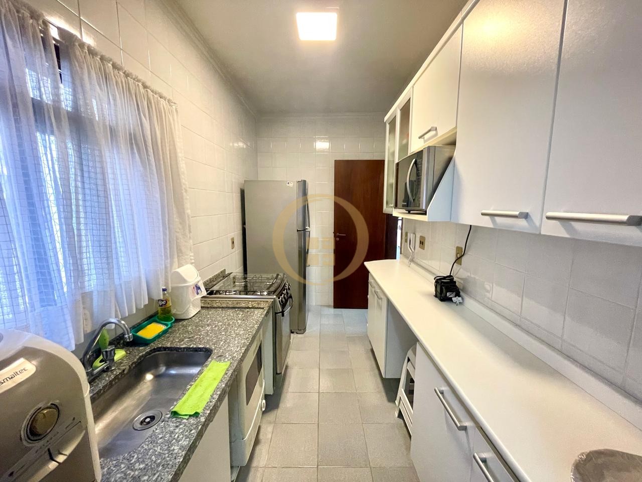Apartamento na Praia da Enseada, Guarujá - SP