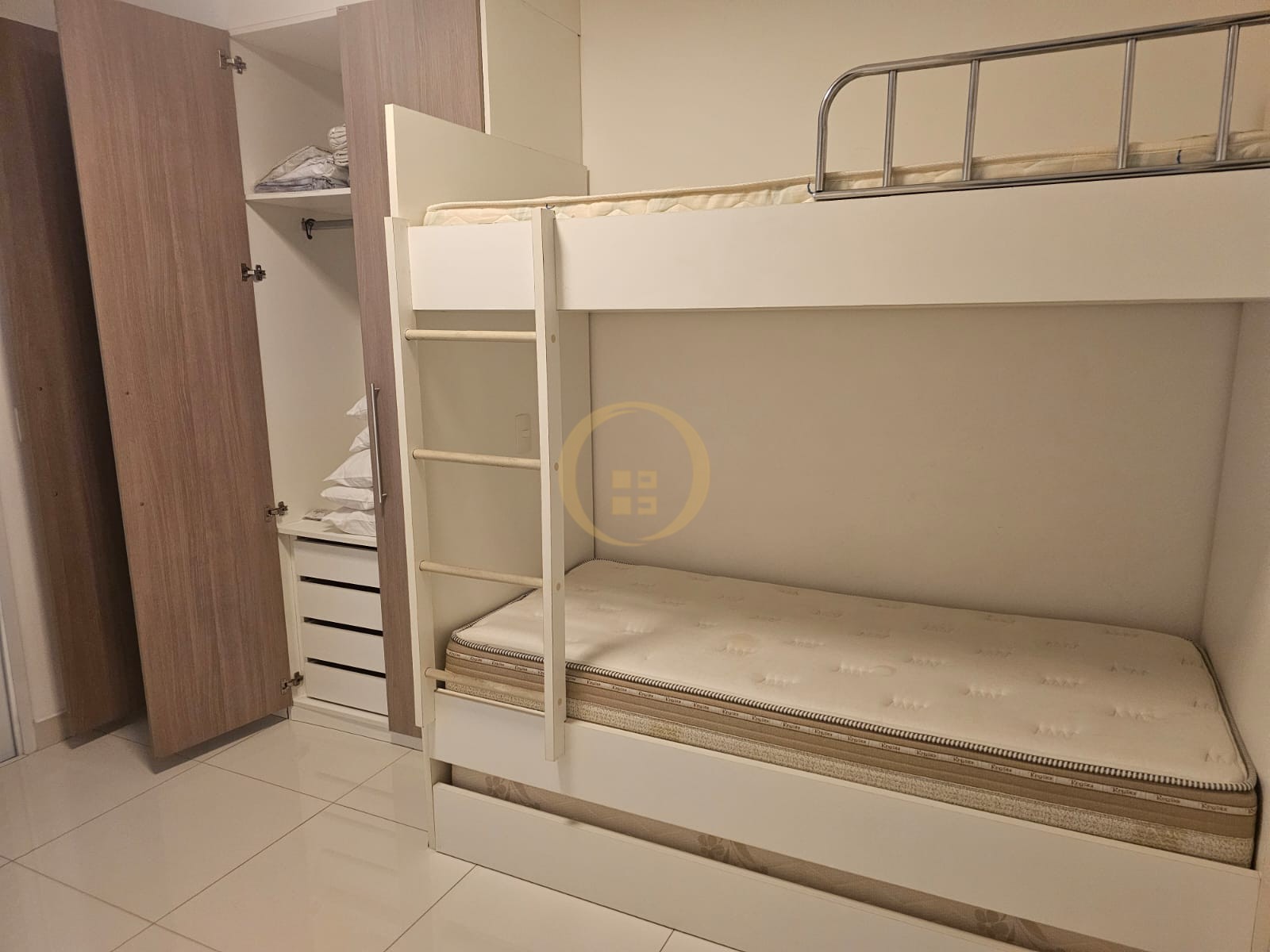Apartamento GUARUJÁ - SP