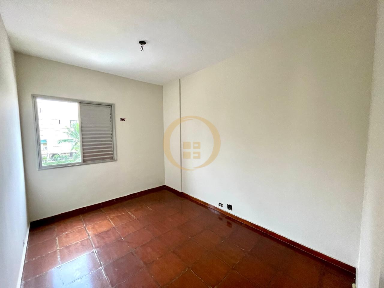 Apartamento na Praia da Enseada, Guarujá - SP