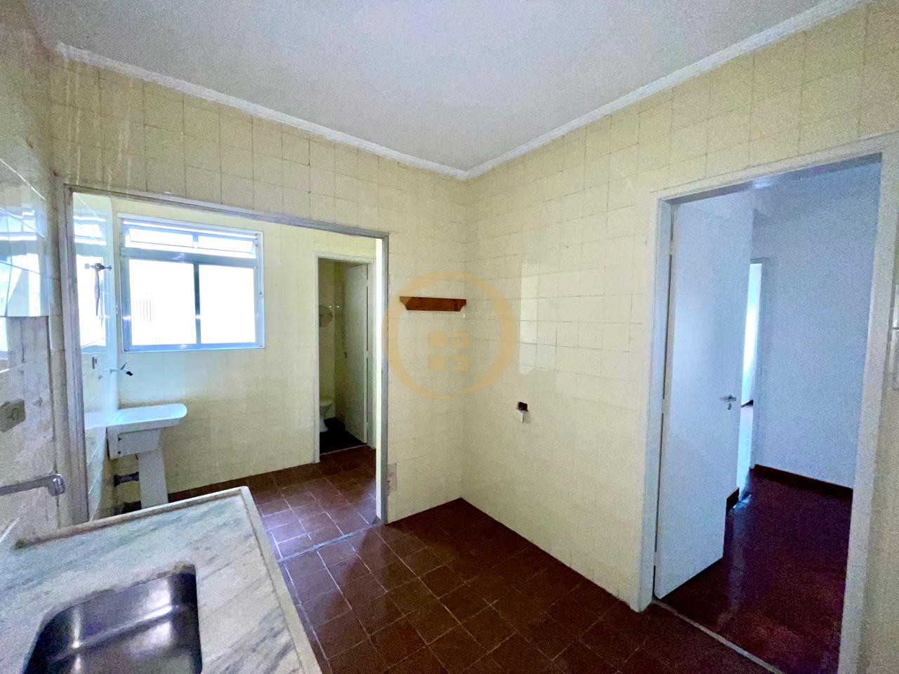 Apartamento na Praia da Enseada, Guarujá - SP