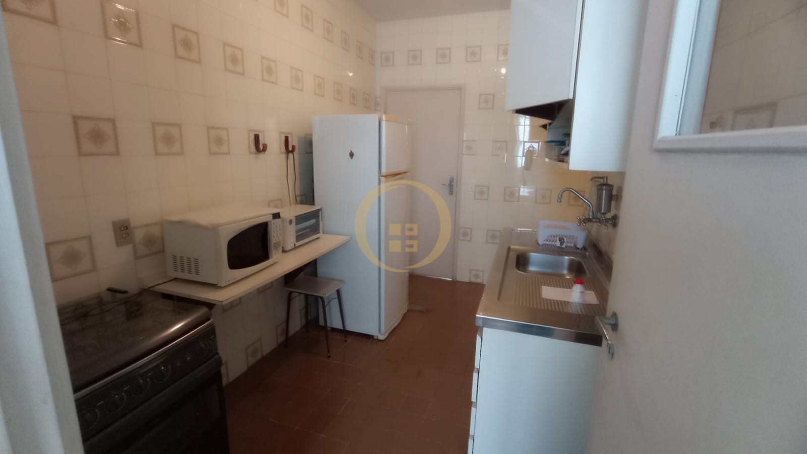 Apartamento na Praia das Pitangueiras, Guarujá - SP
