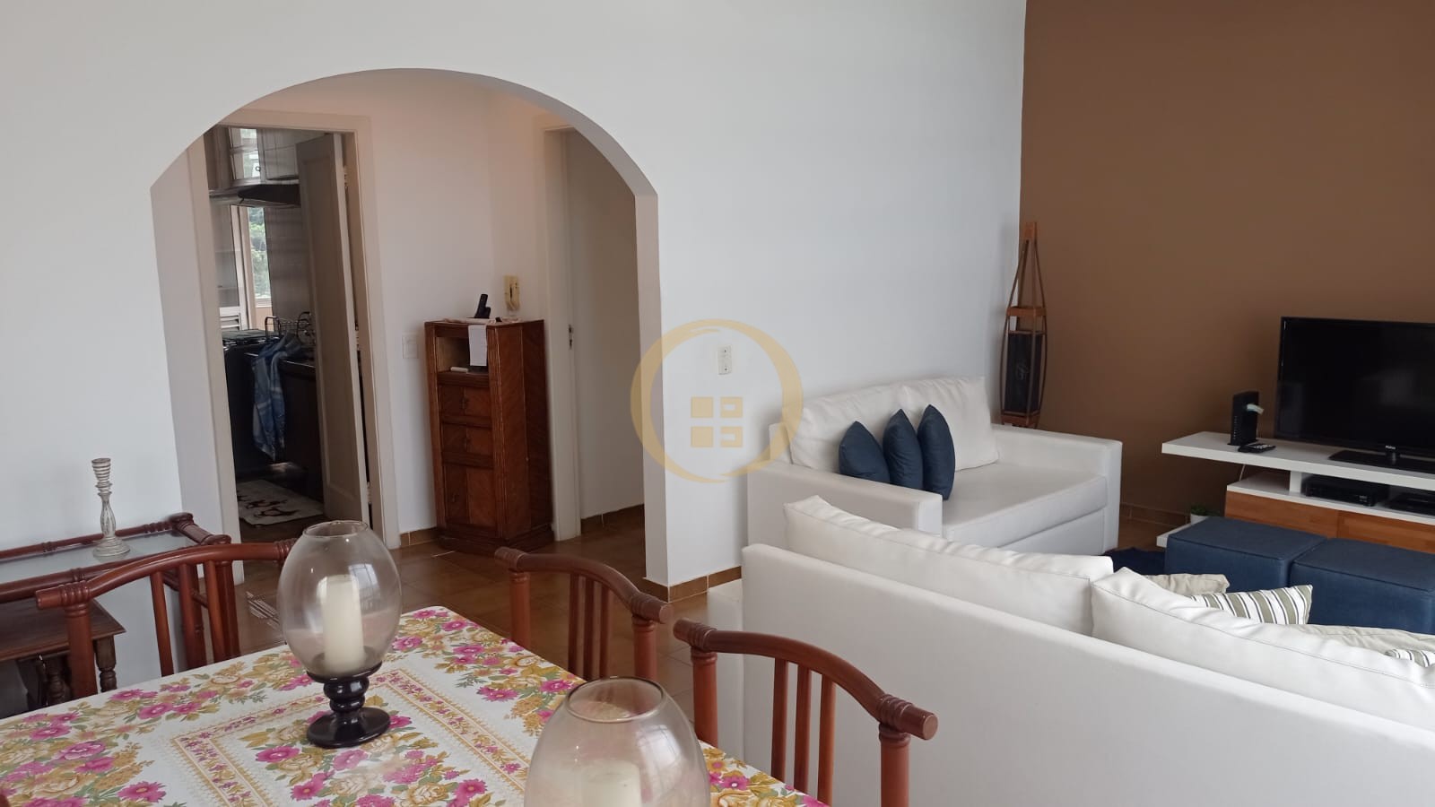 Apartamento à Venda e Locação em Pitangueiras !