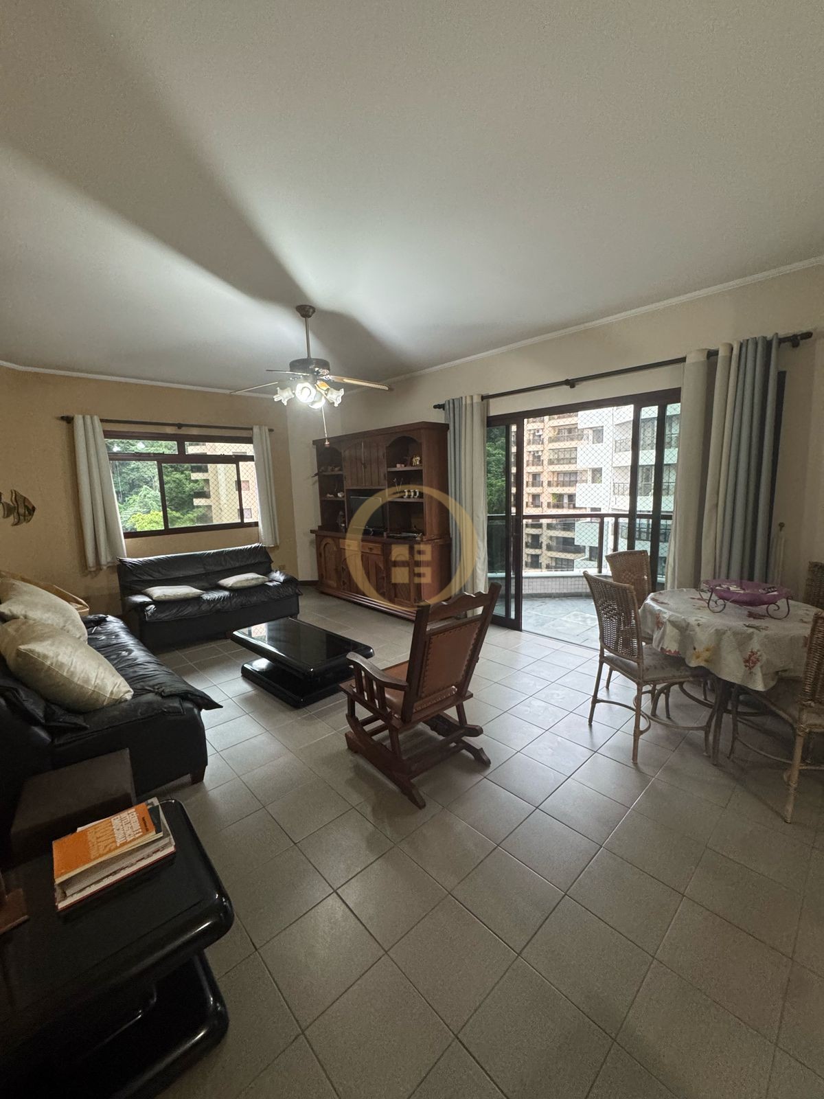 Apartamento GUARUJÁ - SP