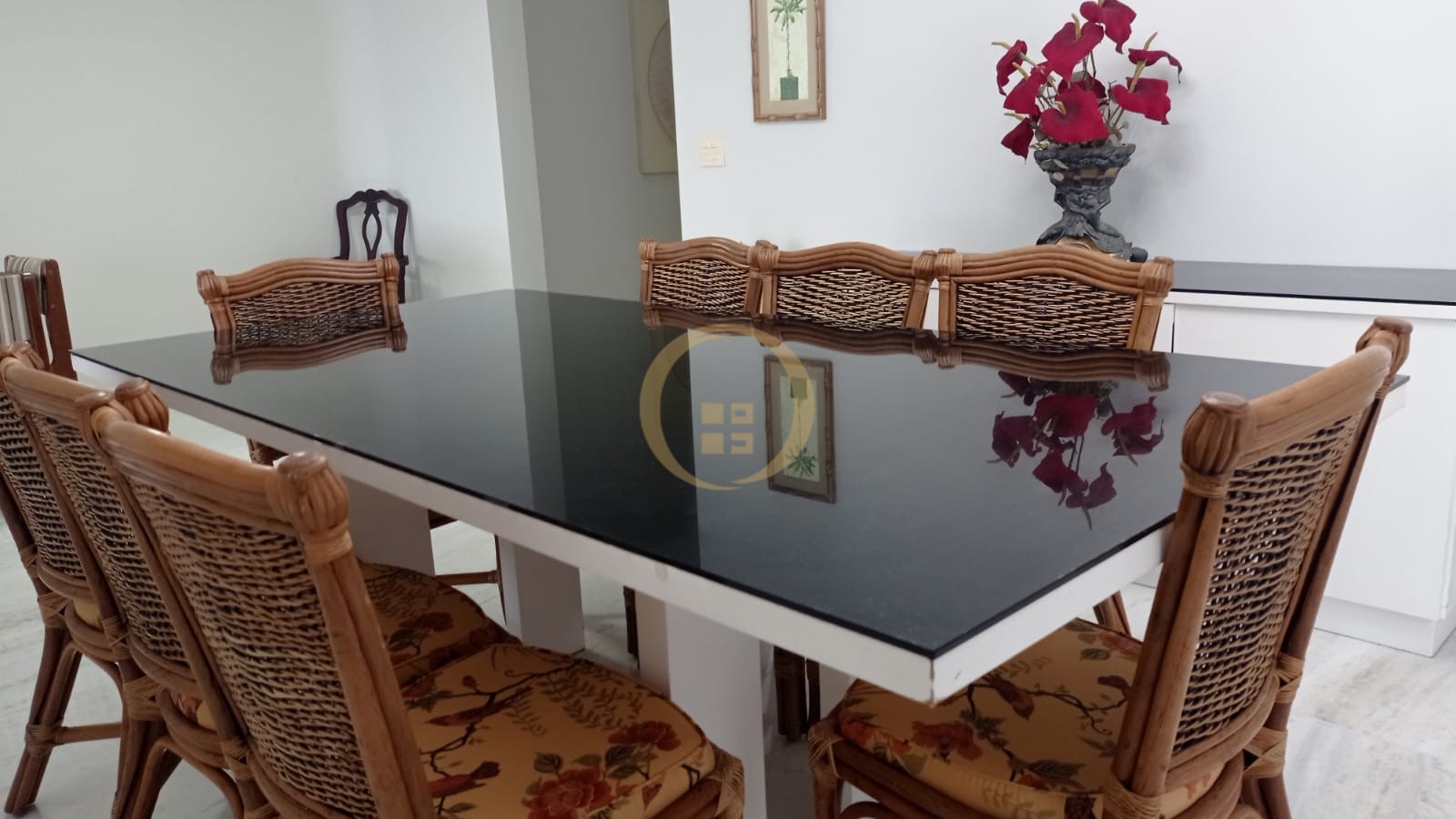 Apartamento GUARUJÁ - SP