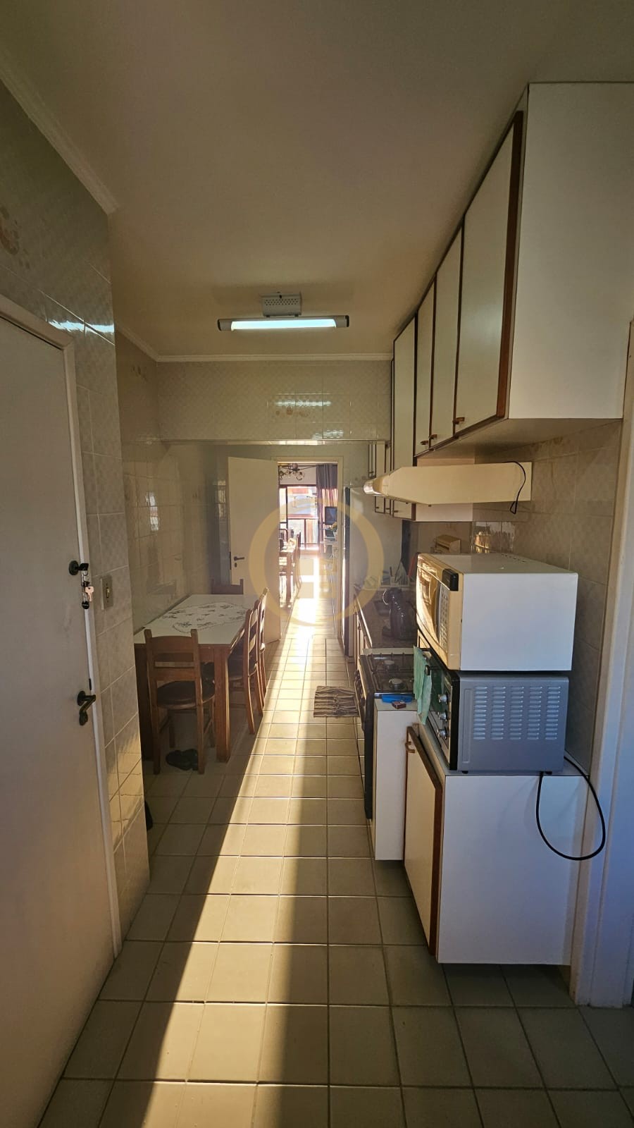 Apartamento na Praia das Astúrias, Guarujá - SP