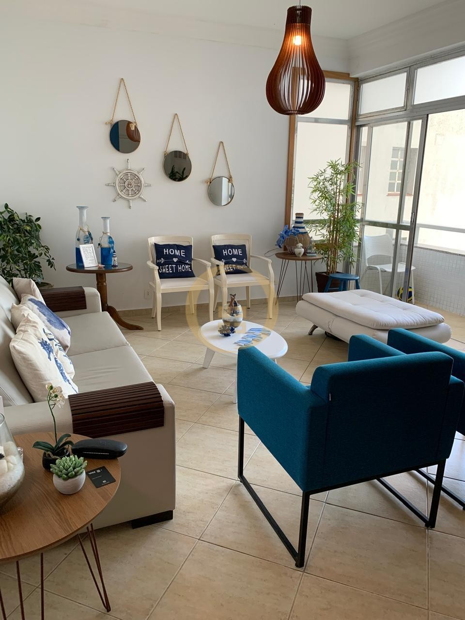 Apartamento Frente ao Mar nas Pitangueiras, Guarujá - SP