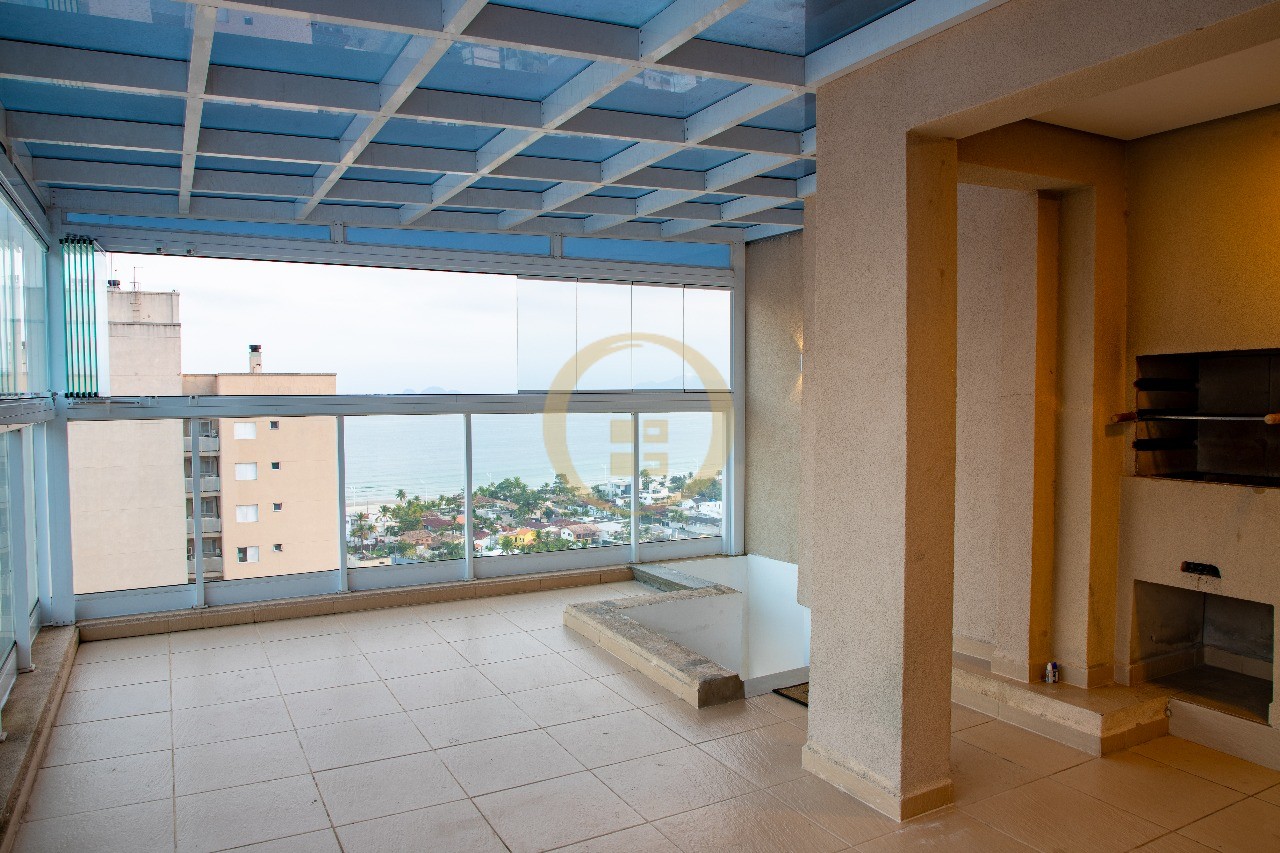 Cobertura na Praia da Enseada, Guarujá - SP