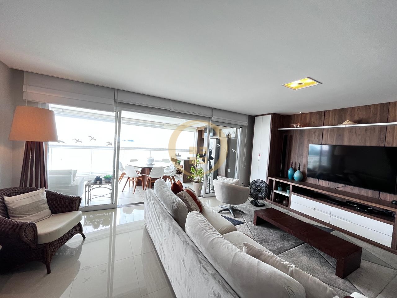 Apartamento Frente ao Mar, Praia da Enseada - GUARUJÁ - SP