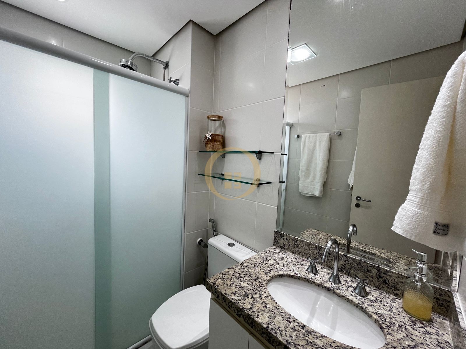 Apartamento Frente ao Mar, Praia da Enseada - GUARUJÁ - SP