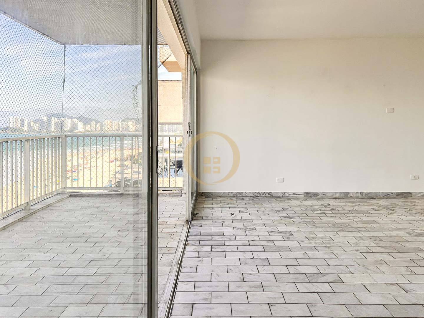 Apartamento GUARUJÁ - SP