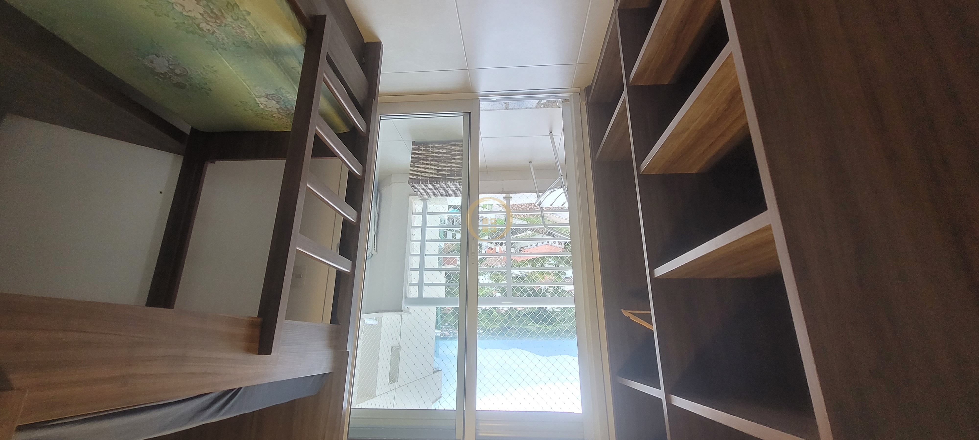 Apartamento na Praia da Enseada, Guarujá - SP