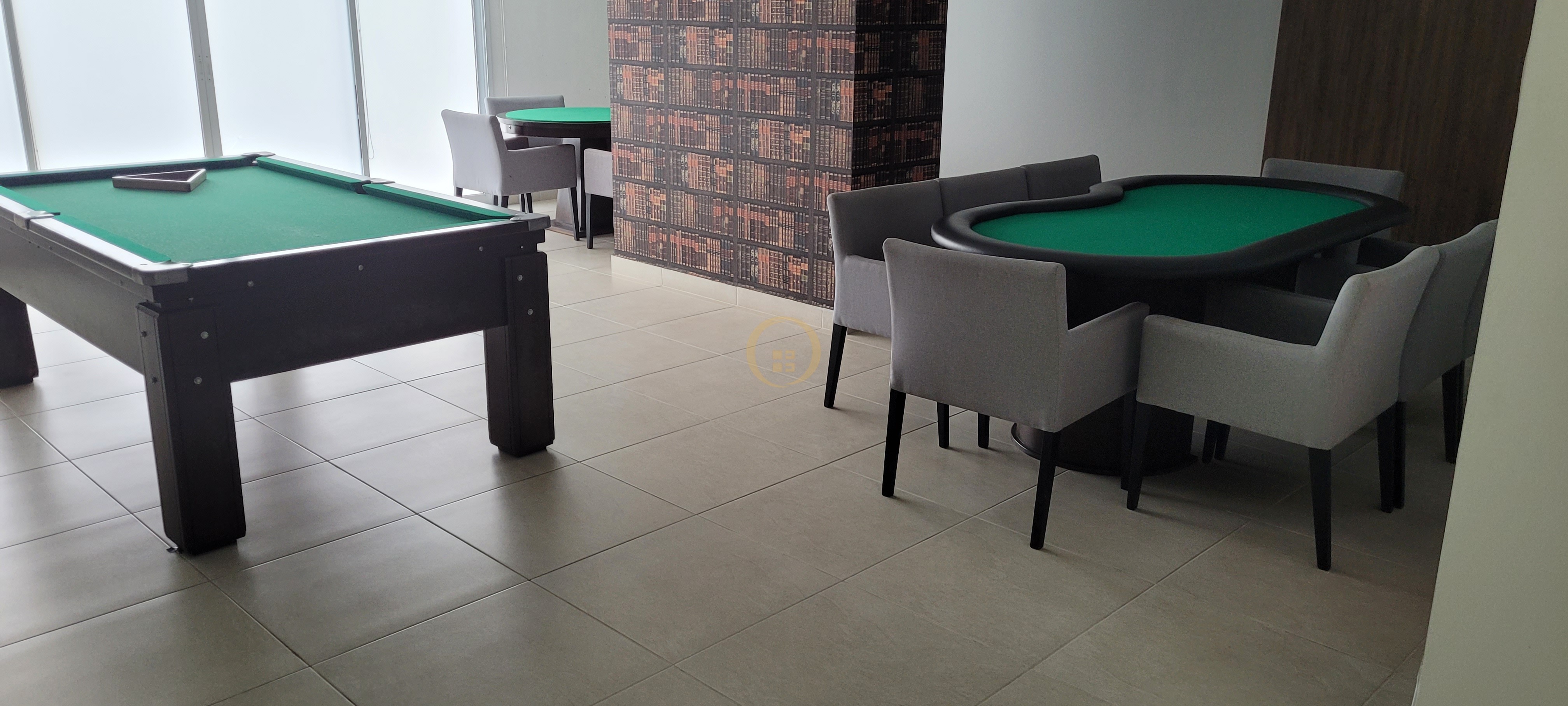Apartamento na Praia da Enseada, Guarujá - SP