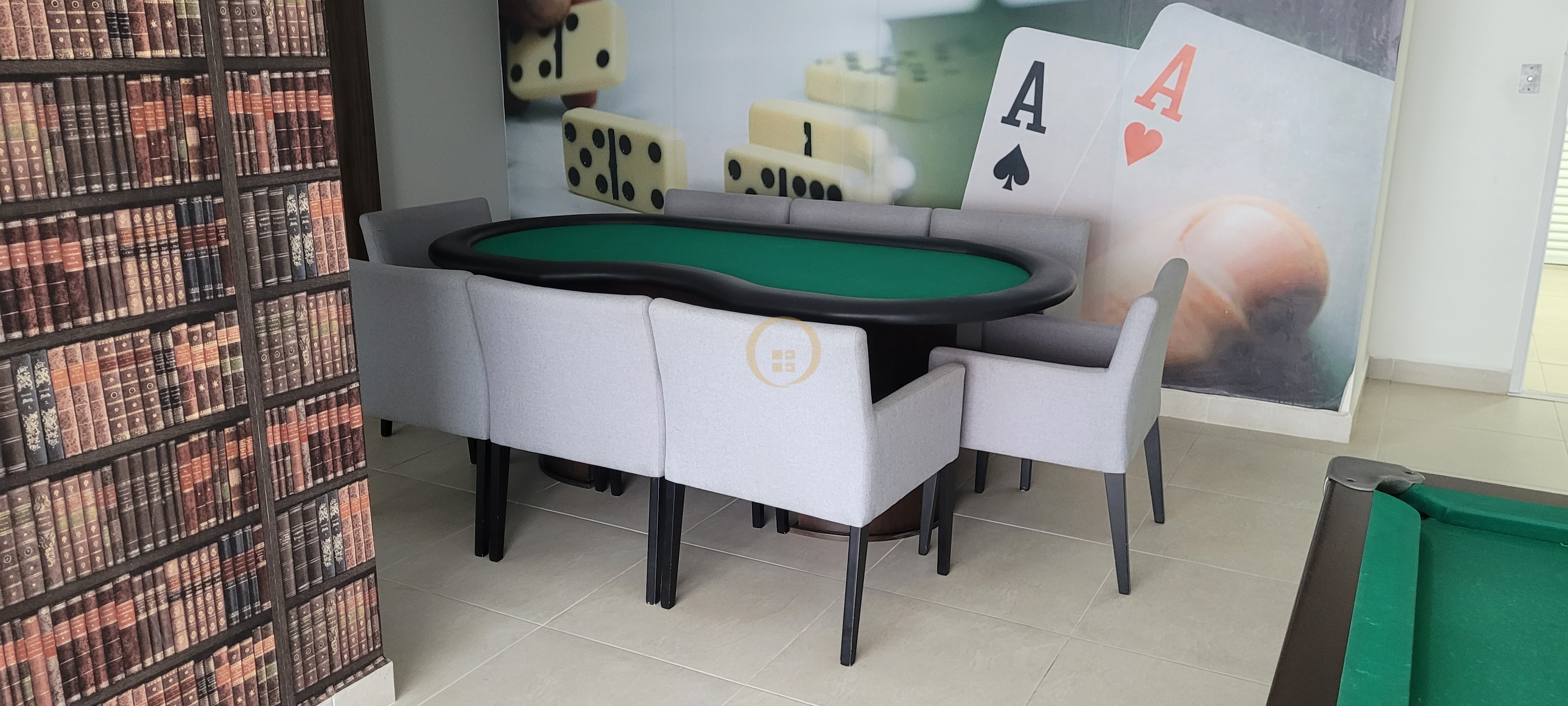 Apartamento na Praia da Enseada, Guarujá - SP