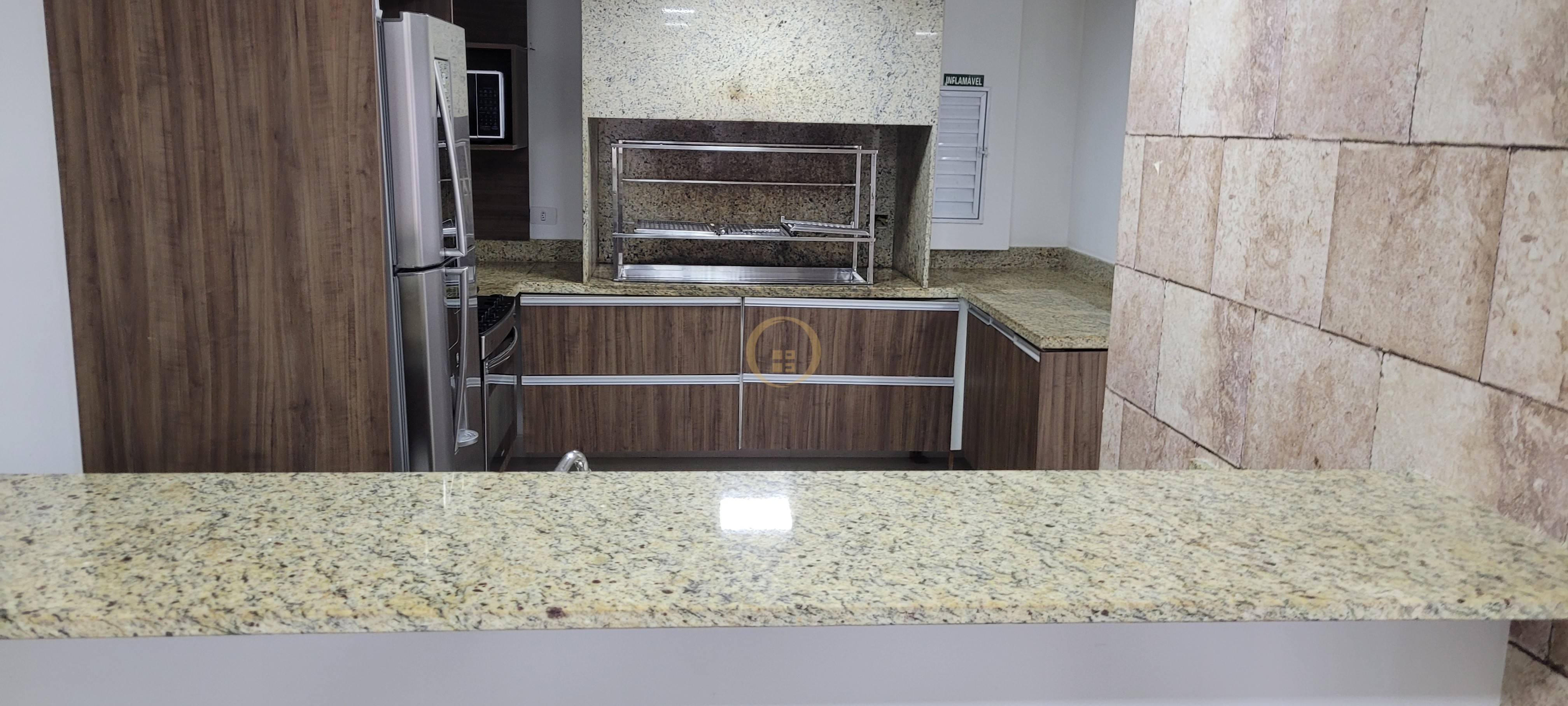 Apartamento na Praia da Enseada, Guarujá - SP