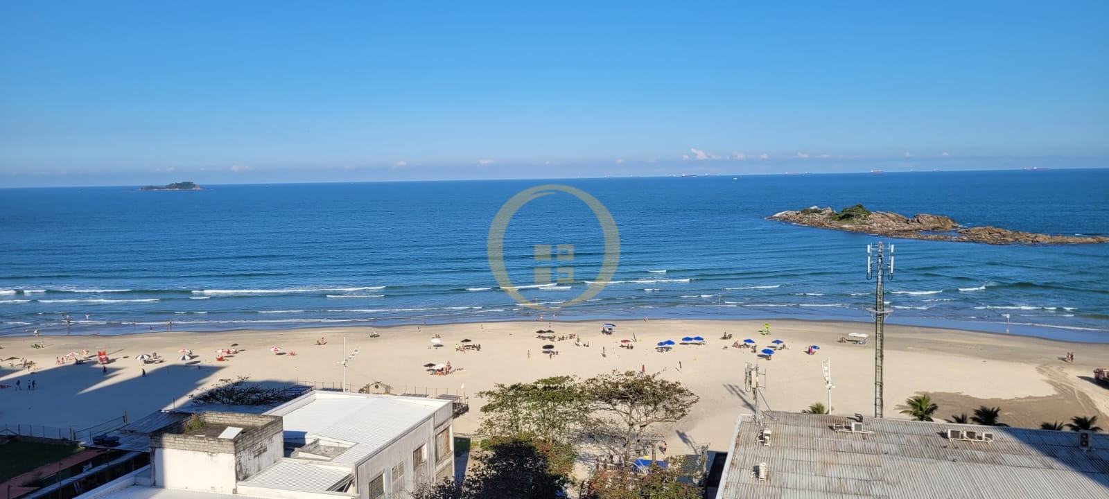 Apartamento Frente ao Mar nas Pitangueiras, Guarujá - SP