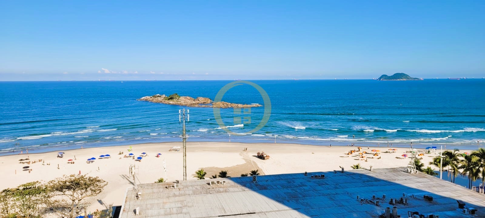 Apartamento Frente ao Mar nas Pitangueiras, Guarujá - SP