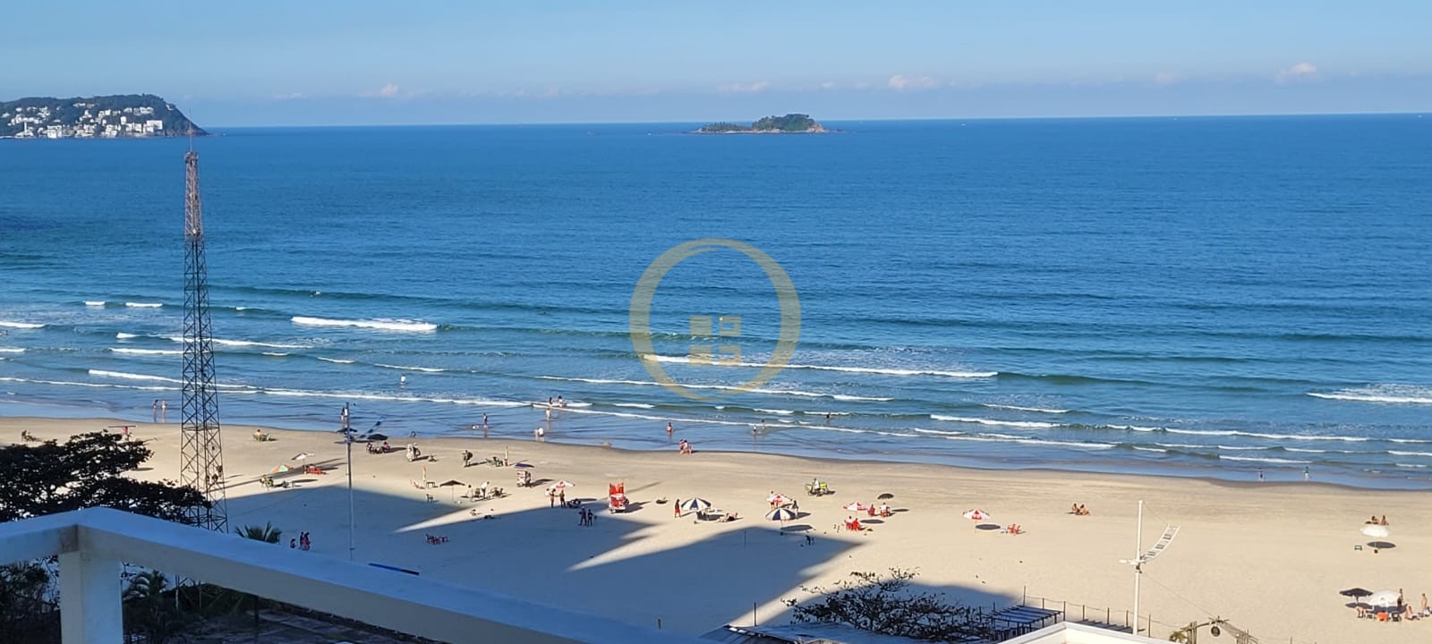 Apartamento Frente ao Mar nas Pitangueiras, Guarujá - SP