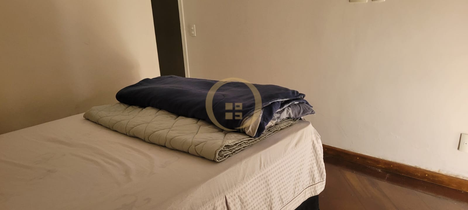 Duplex à Venda na Praia das Pitangueiras - Guarujá