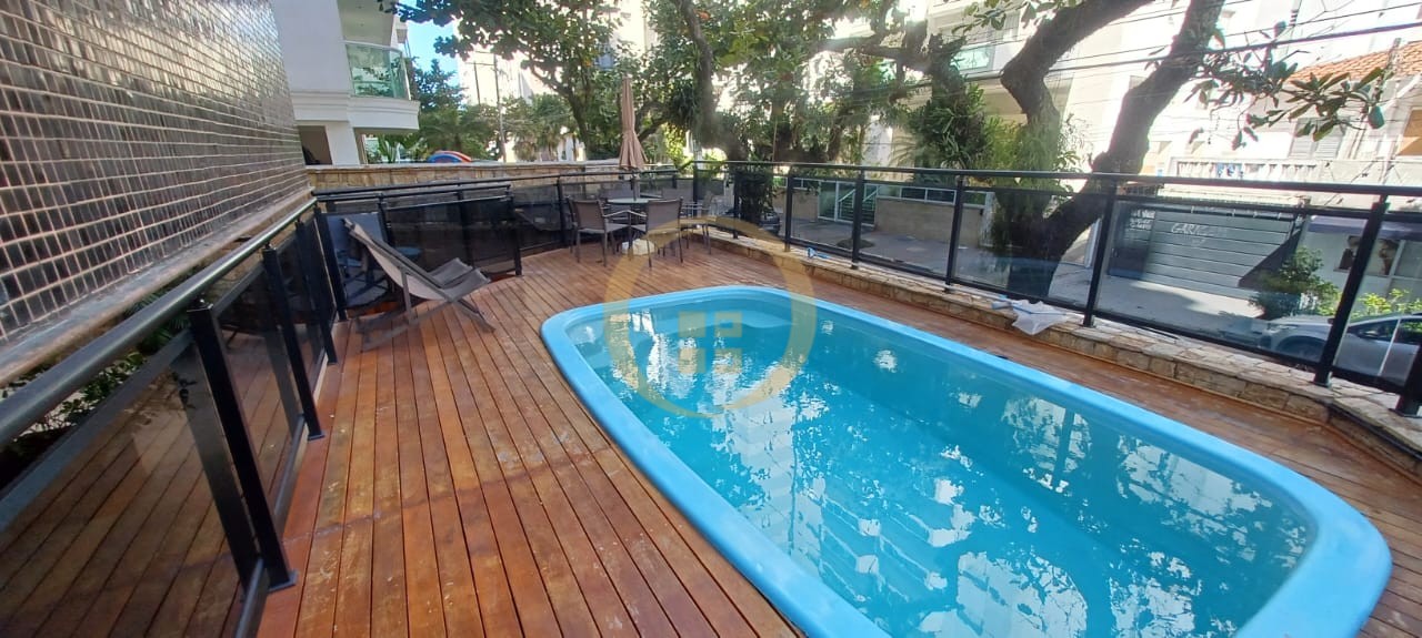 Duplex à Venda na Praia das Pitangueiras - Guarujá