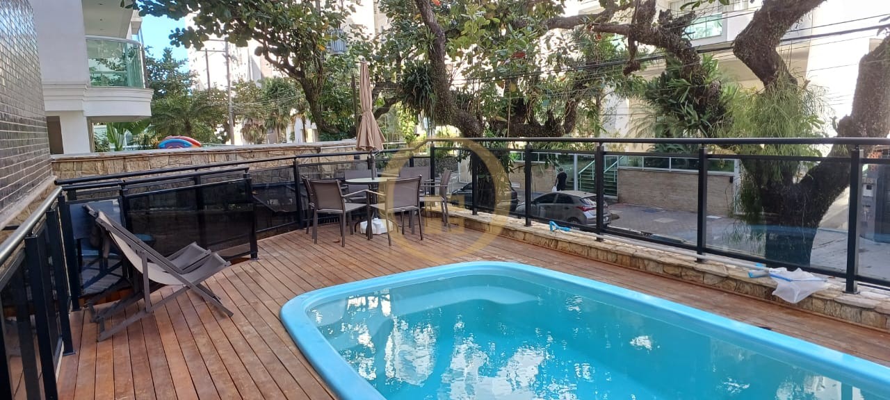 Duplex à Venda na Praia das Pitangueiras - Guarujá