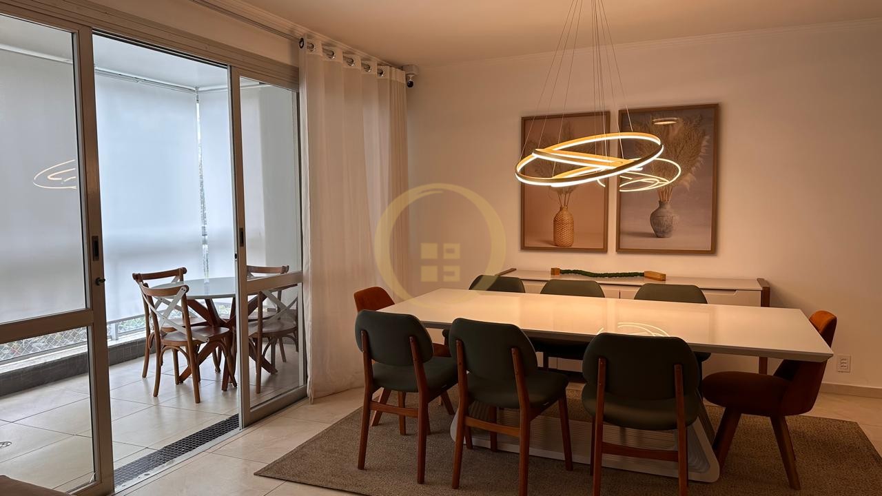 Apartamento na Praia das Pitangueiras, Guarujá - SP