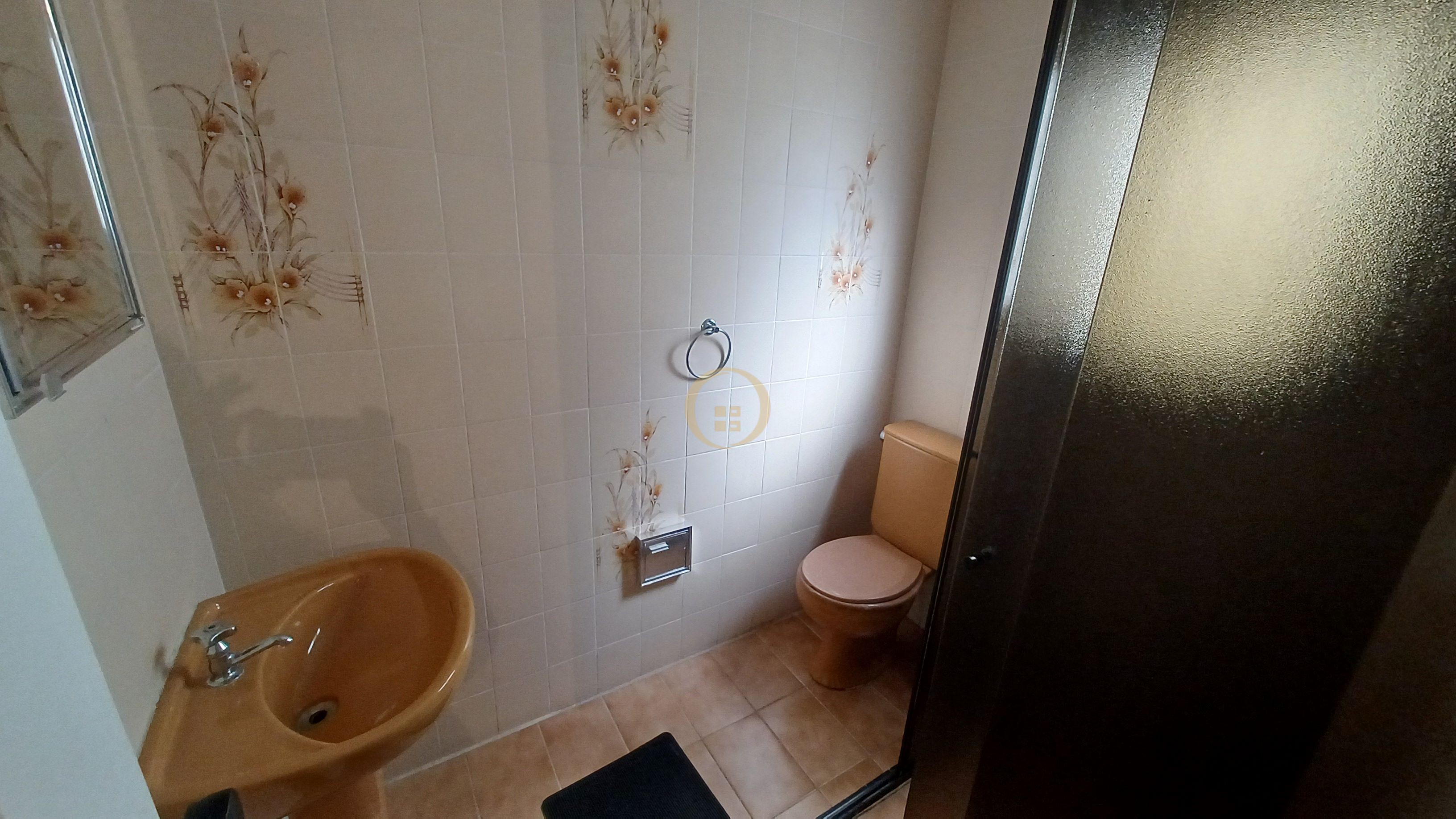 Apartamento na Praia da Enseada, Guarujá - SP