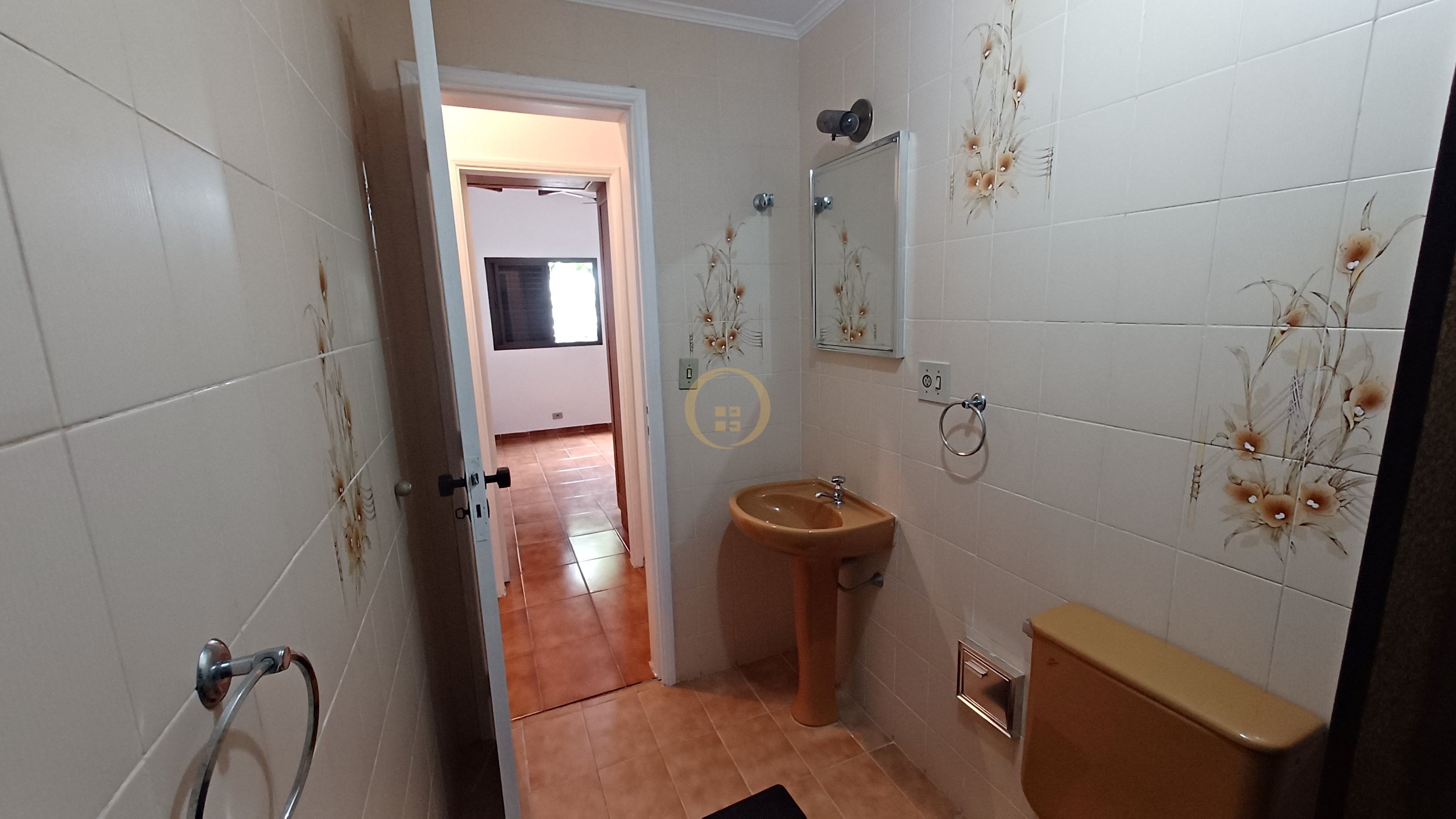 Apartamento na Praia da Enseada, Guarujá - SP