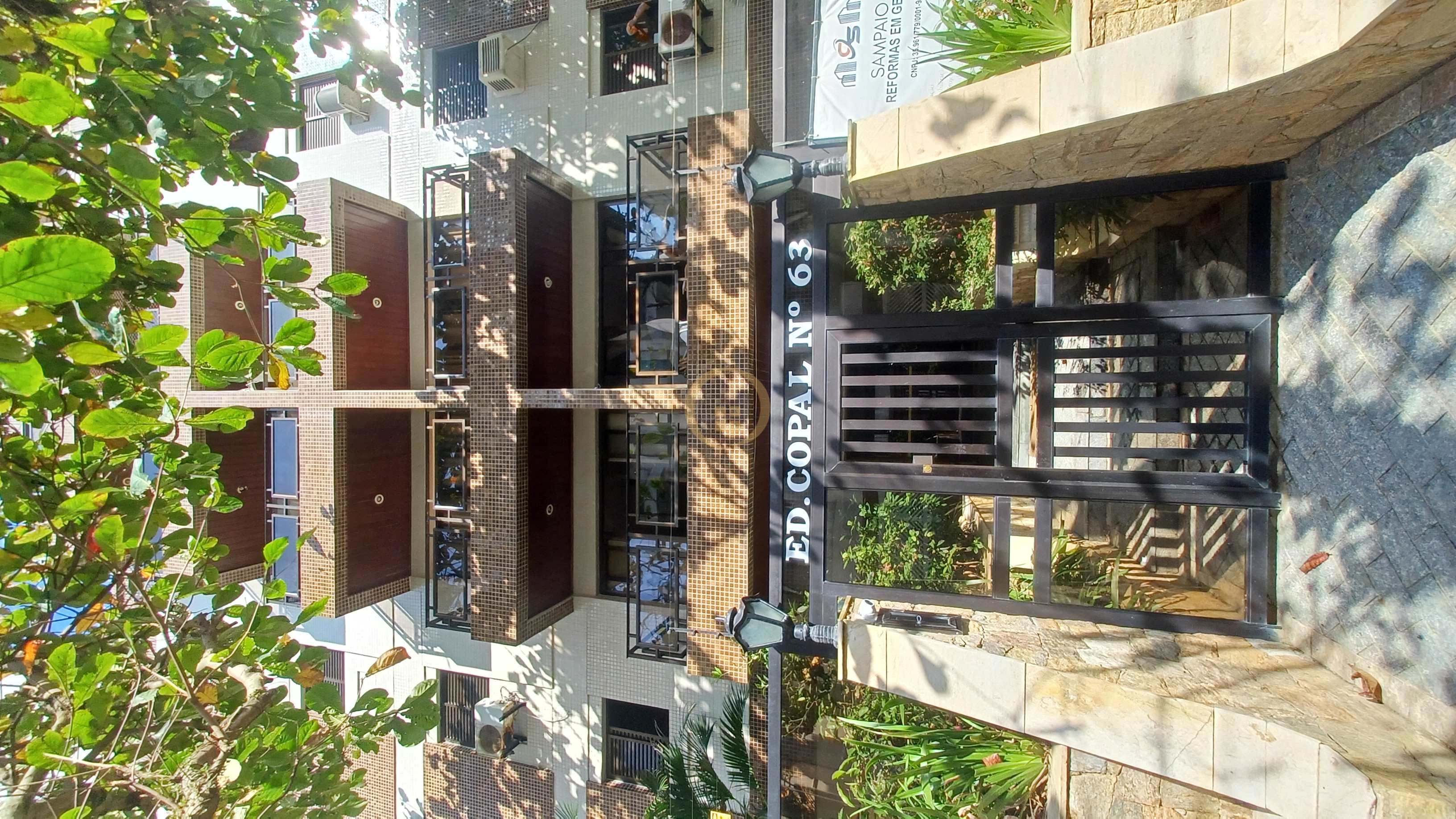 Apartamento na Praia da Enseada, Guarujá - SP
