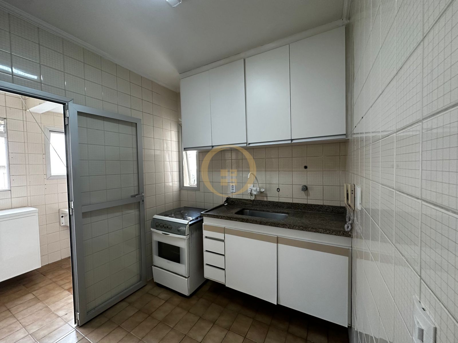 Apartamento na Praia da Enseada, Guarujá - SP
