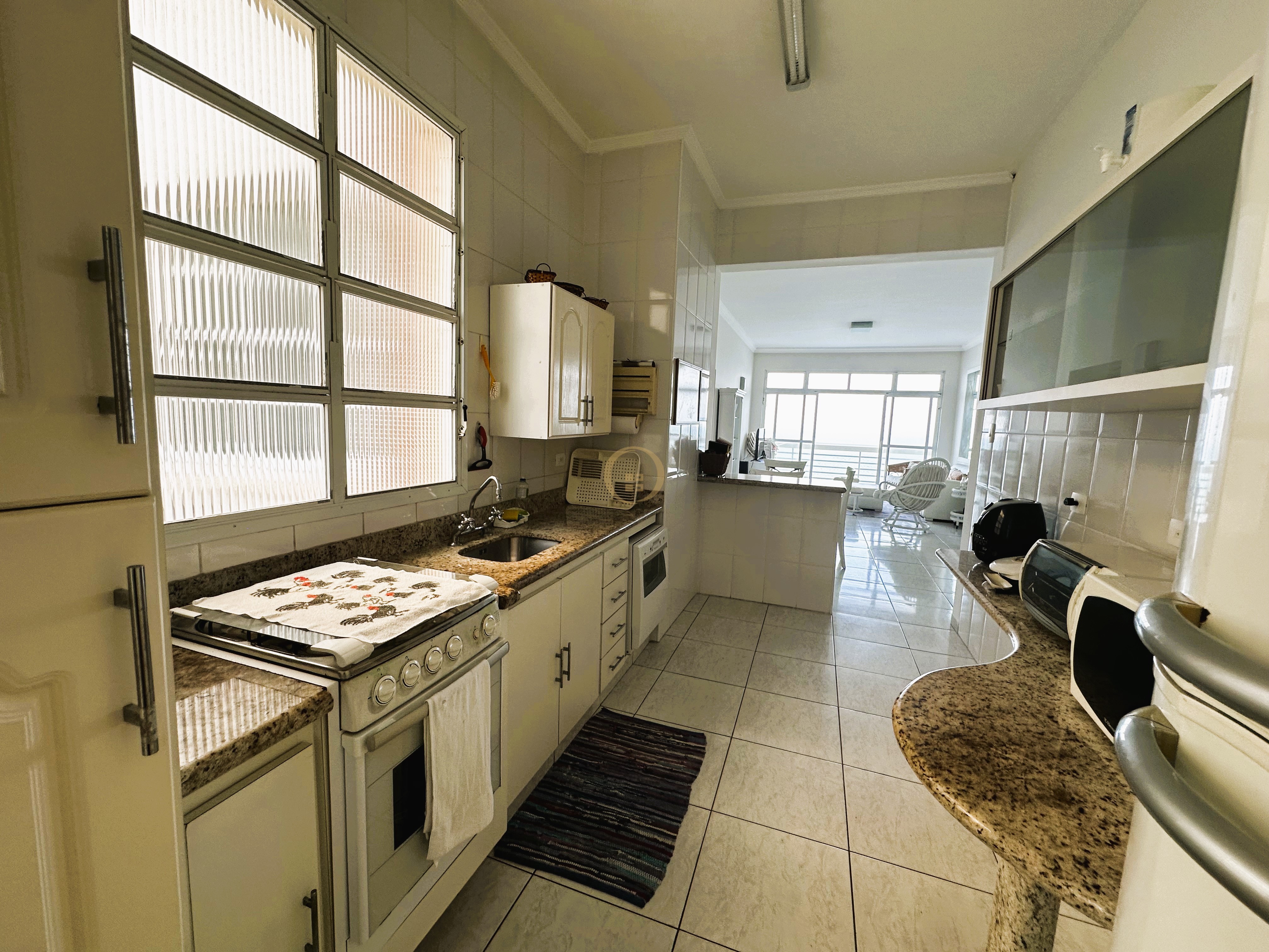 Apartamento Frente ao Mar-2-dormitorios-Pitangueiras