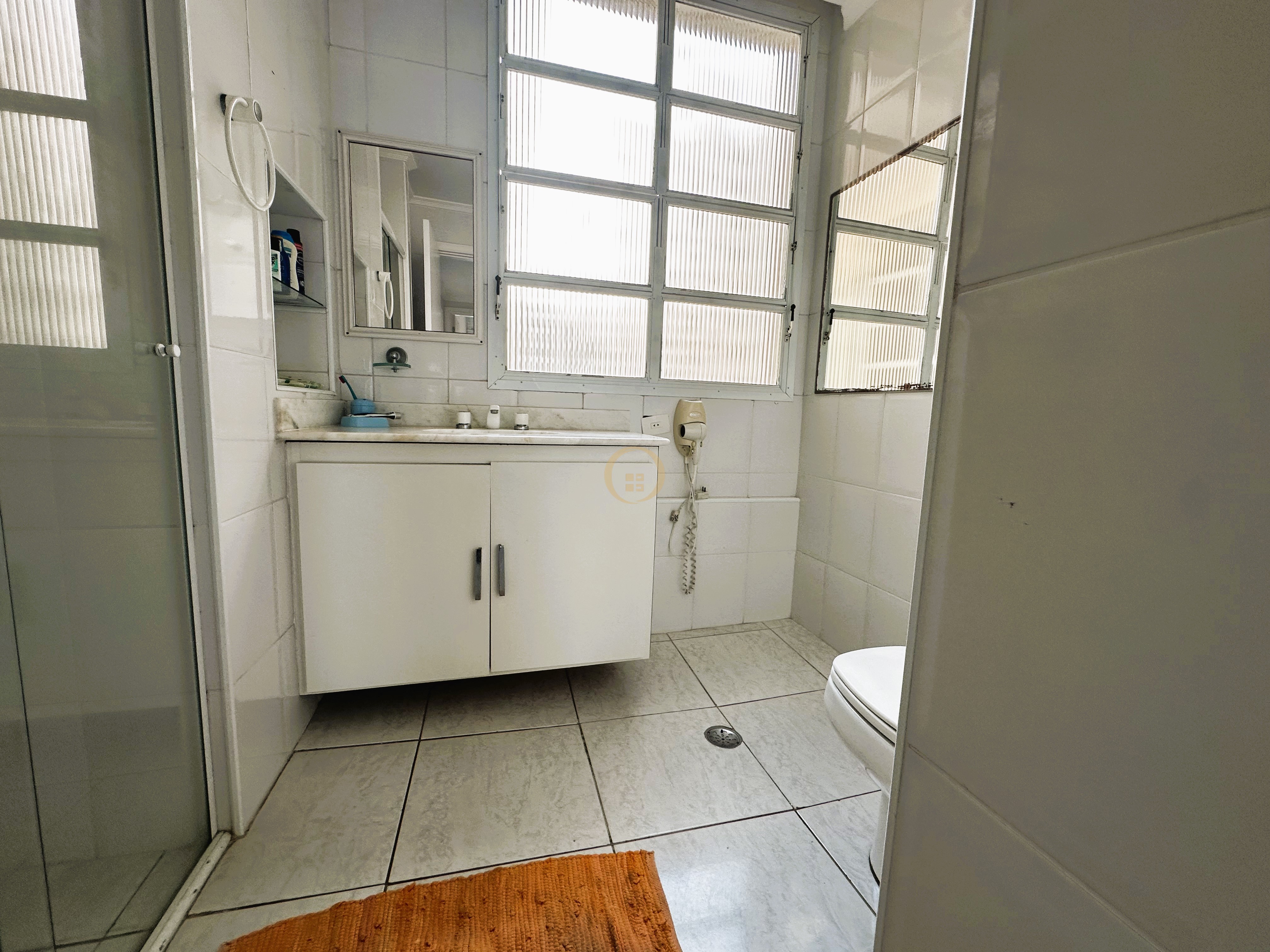 Apartamento Frente ao Mar-2-dormitorios-Pitangueiras
