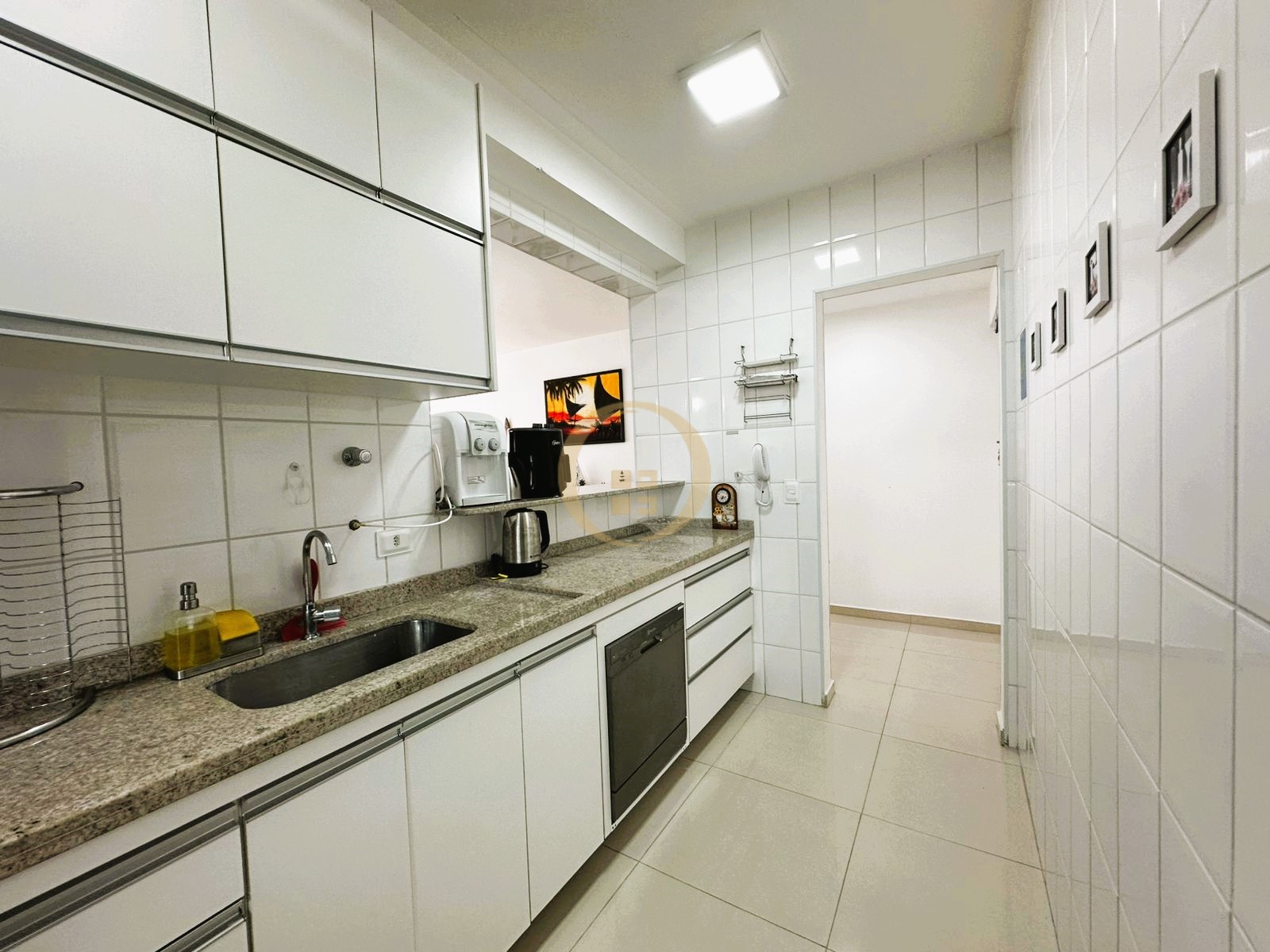 Apartamento Frente ao Mar, Astúrias, Guarujá - SP