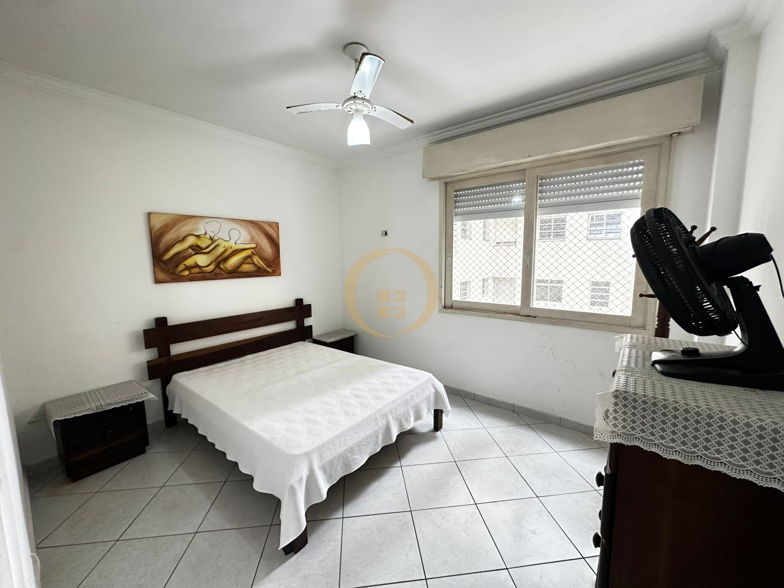 Apartamento na Praia das Pitangueiras, Guarujá - SP