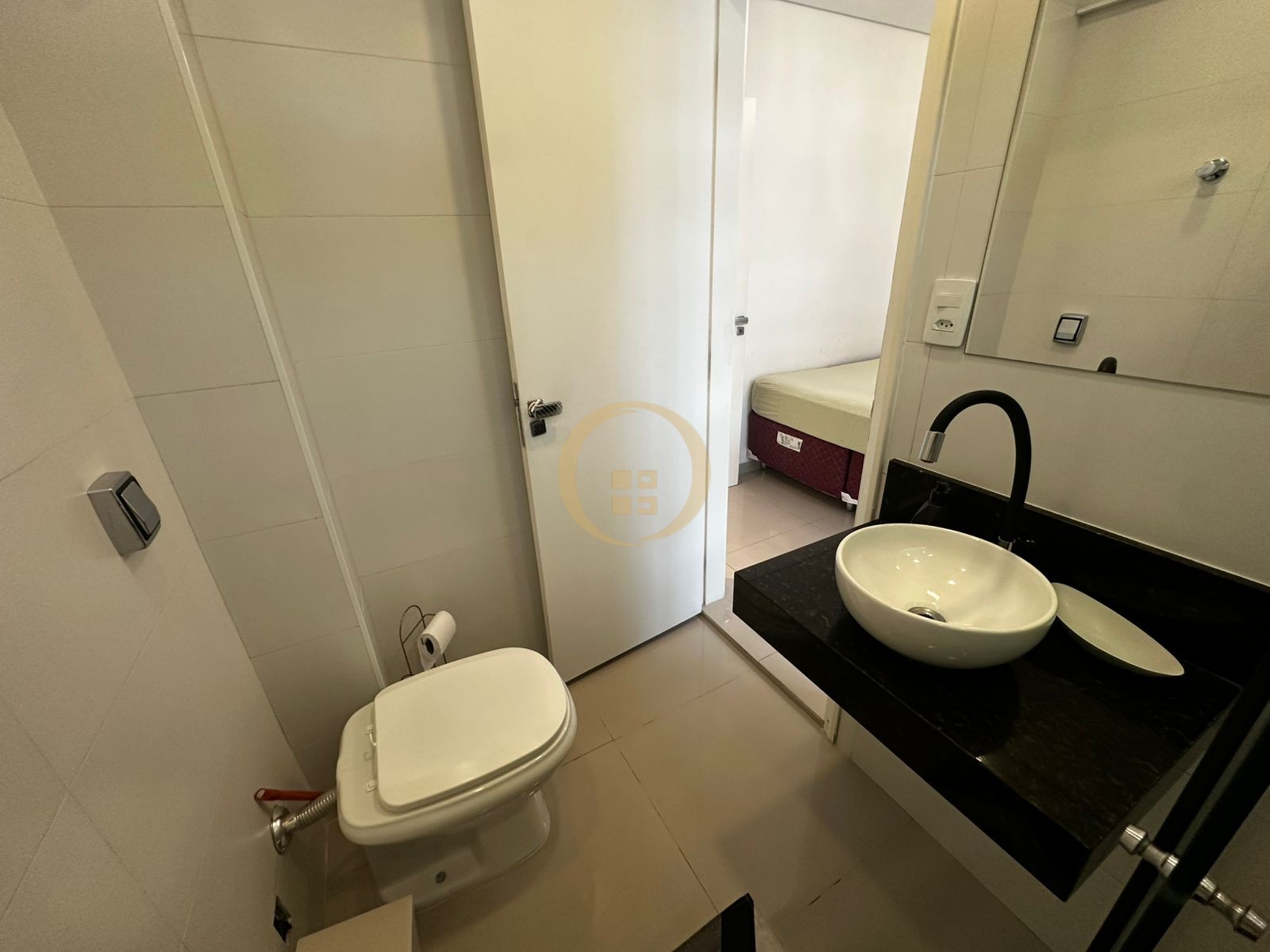 Apartamento na Praia das Astúrias, Guarujá - SP