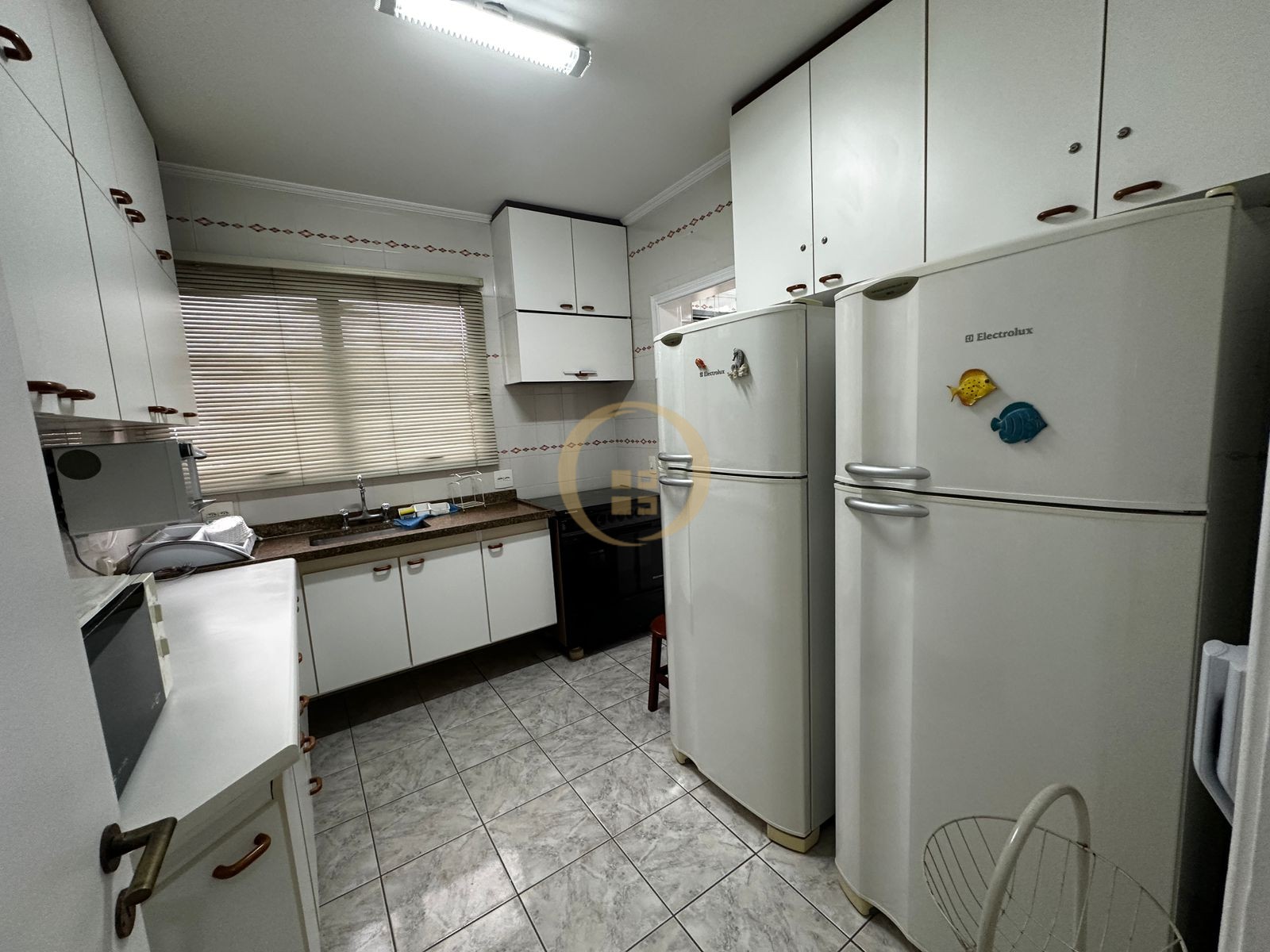 Apartamento na Praia das Pitangueiras, Guarujá - SP