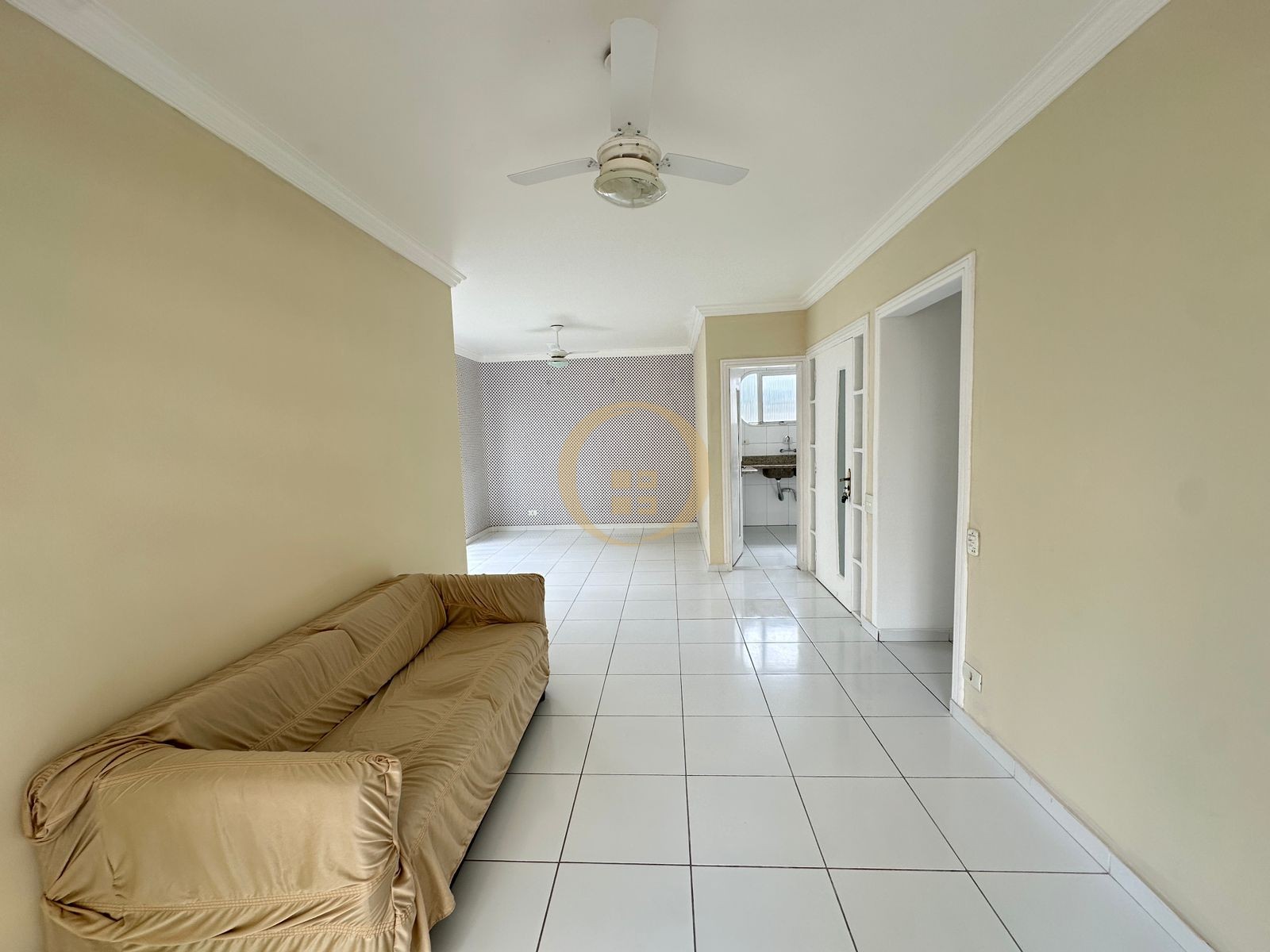 Apartamento na Praia das Pitangueiras, Guarujá - SP