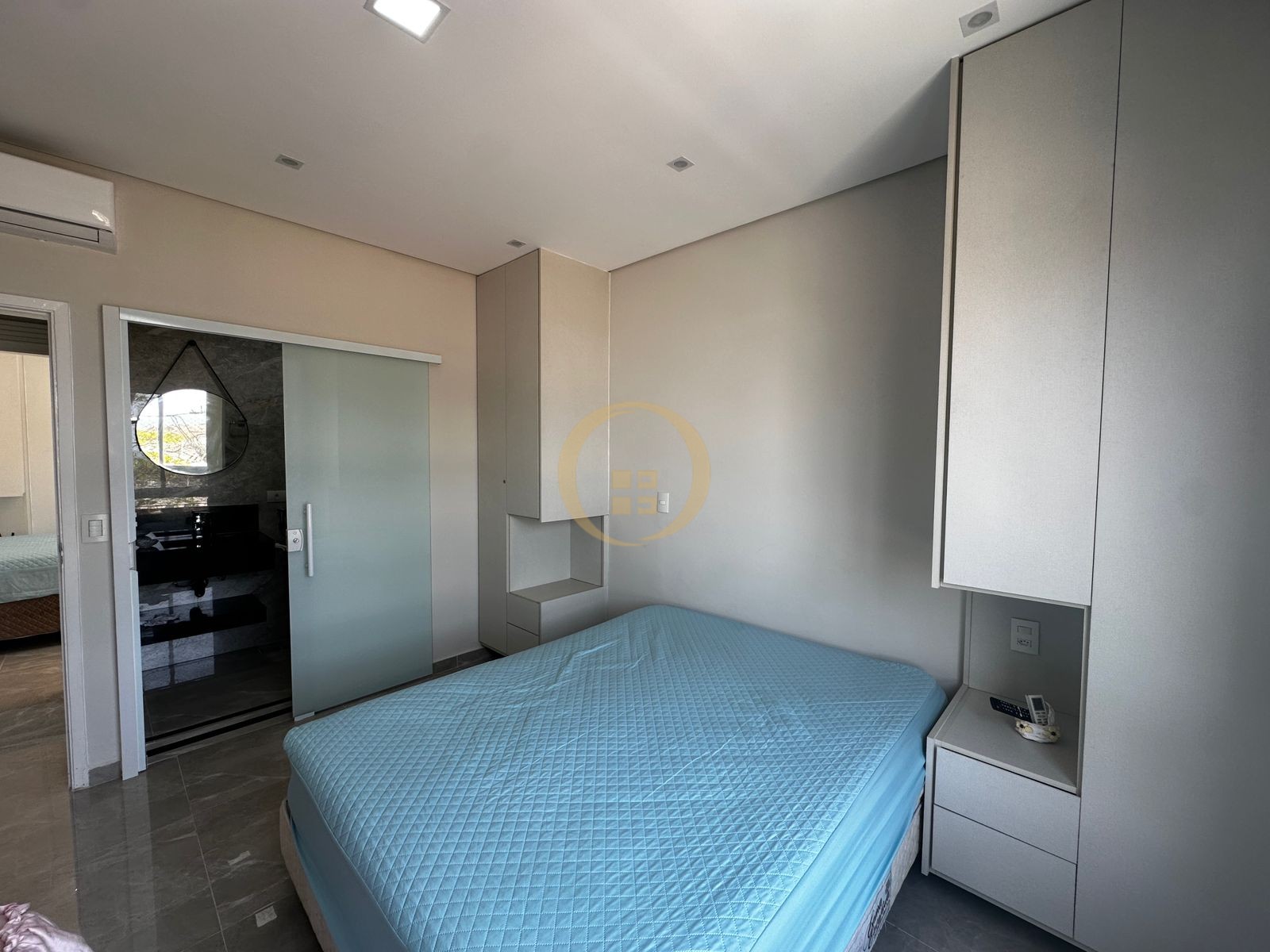 Apartamento Frente ao Mar-3-dormitorios-Pitangueiras
