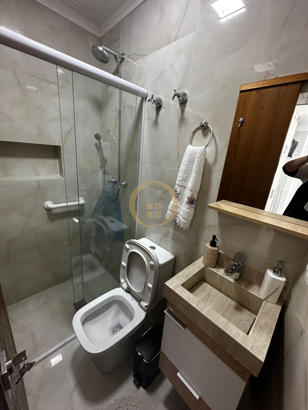 Apartamento Frente ao Mar-3-dormitorios-Pitangueiras