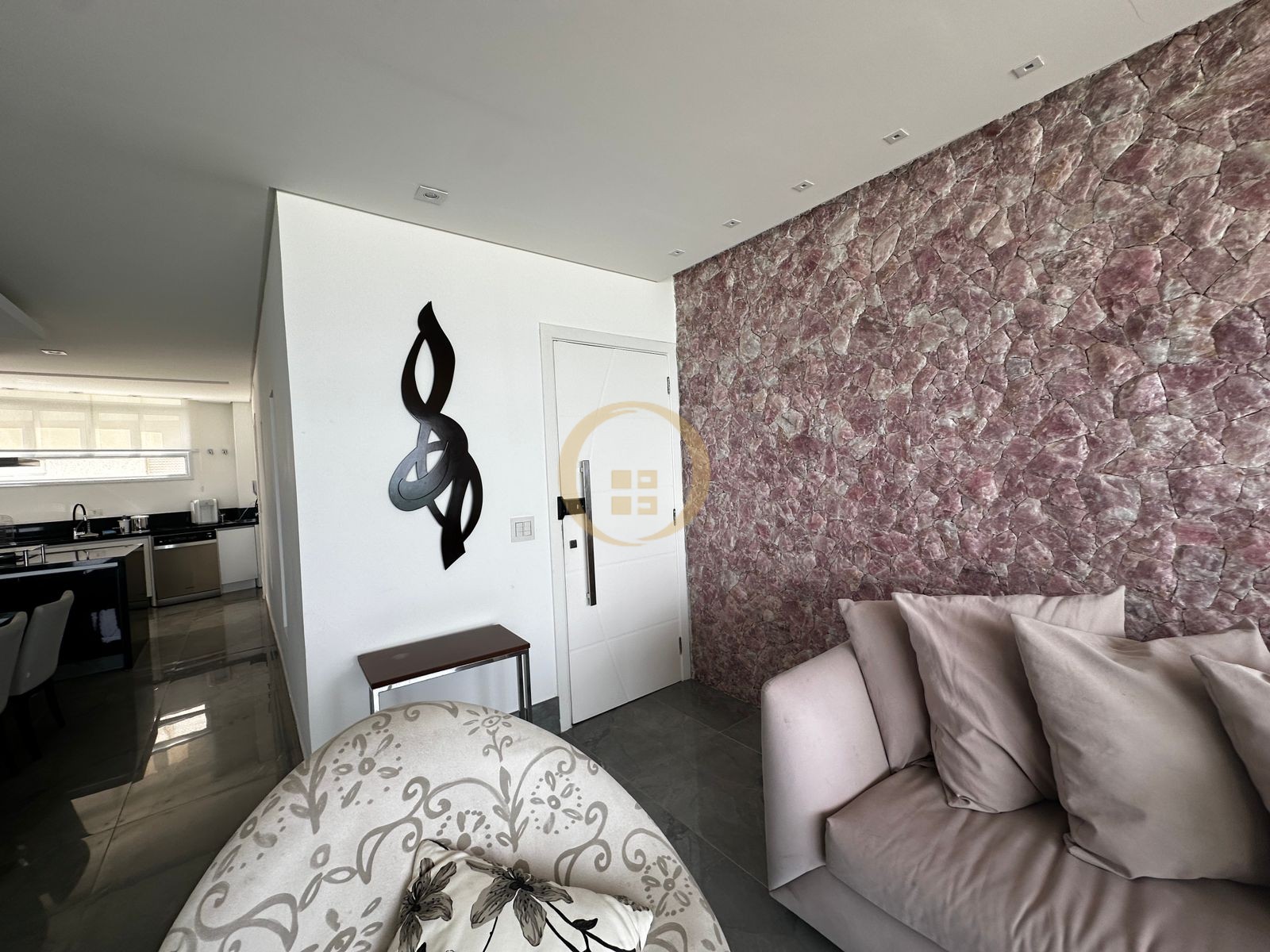Apartamento Frente ao Mar nas Pitangueiras, Guarujá - SP